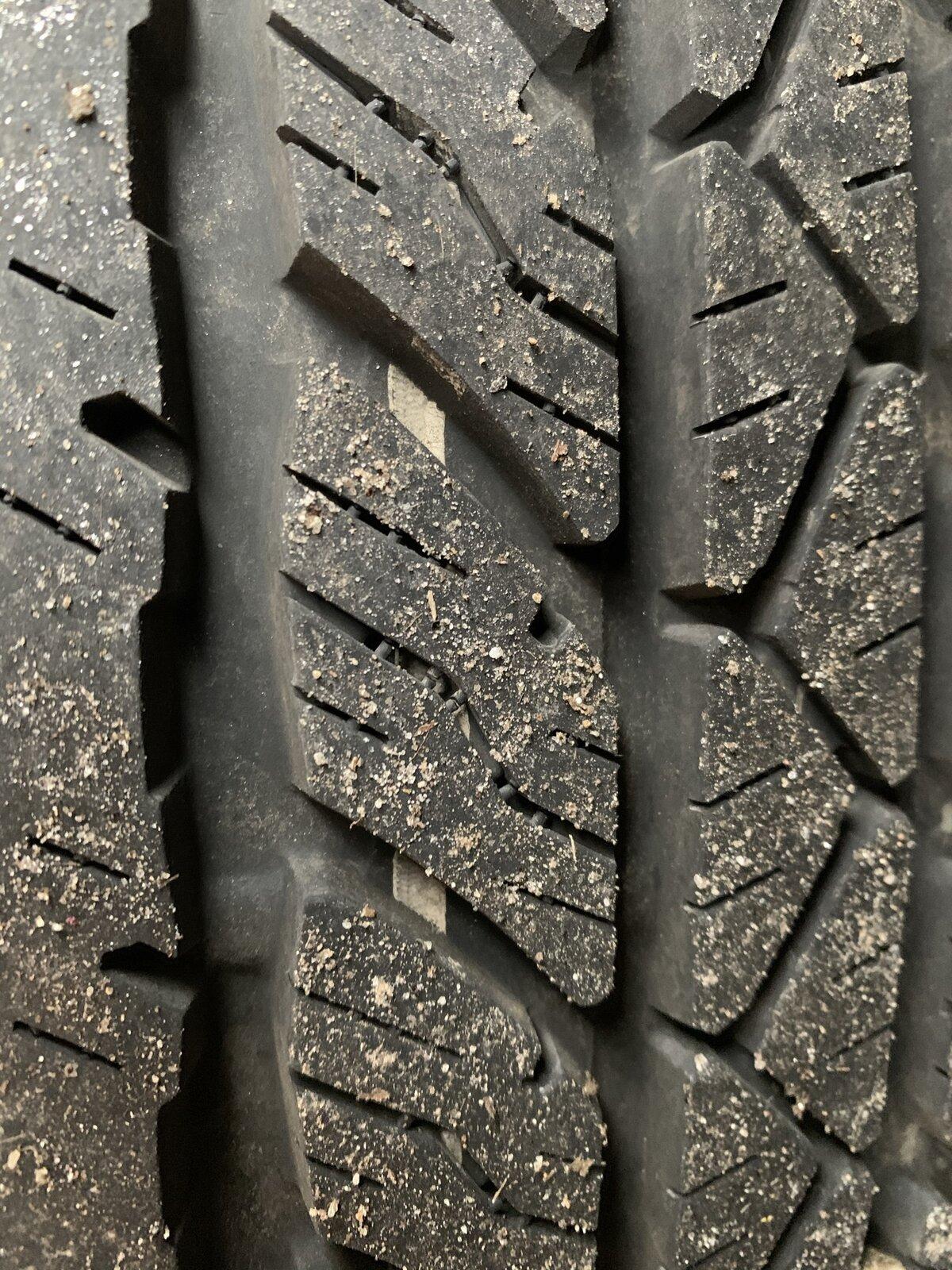 Jeep Gladiator Bridgestone Dueler A/T White Band IMG_2528