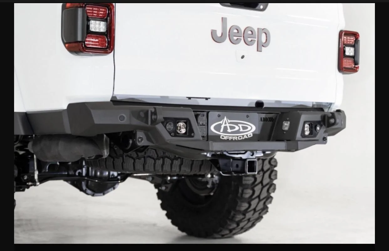 Jeep Gladiator Anyone mismatch bumpers? 0355C7ED-4C01-4EB6-9B5D-567A0B9FBEEA