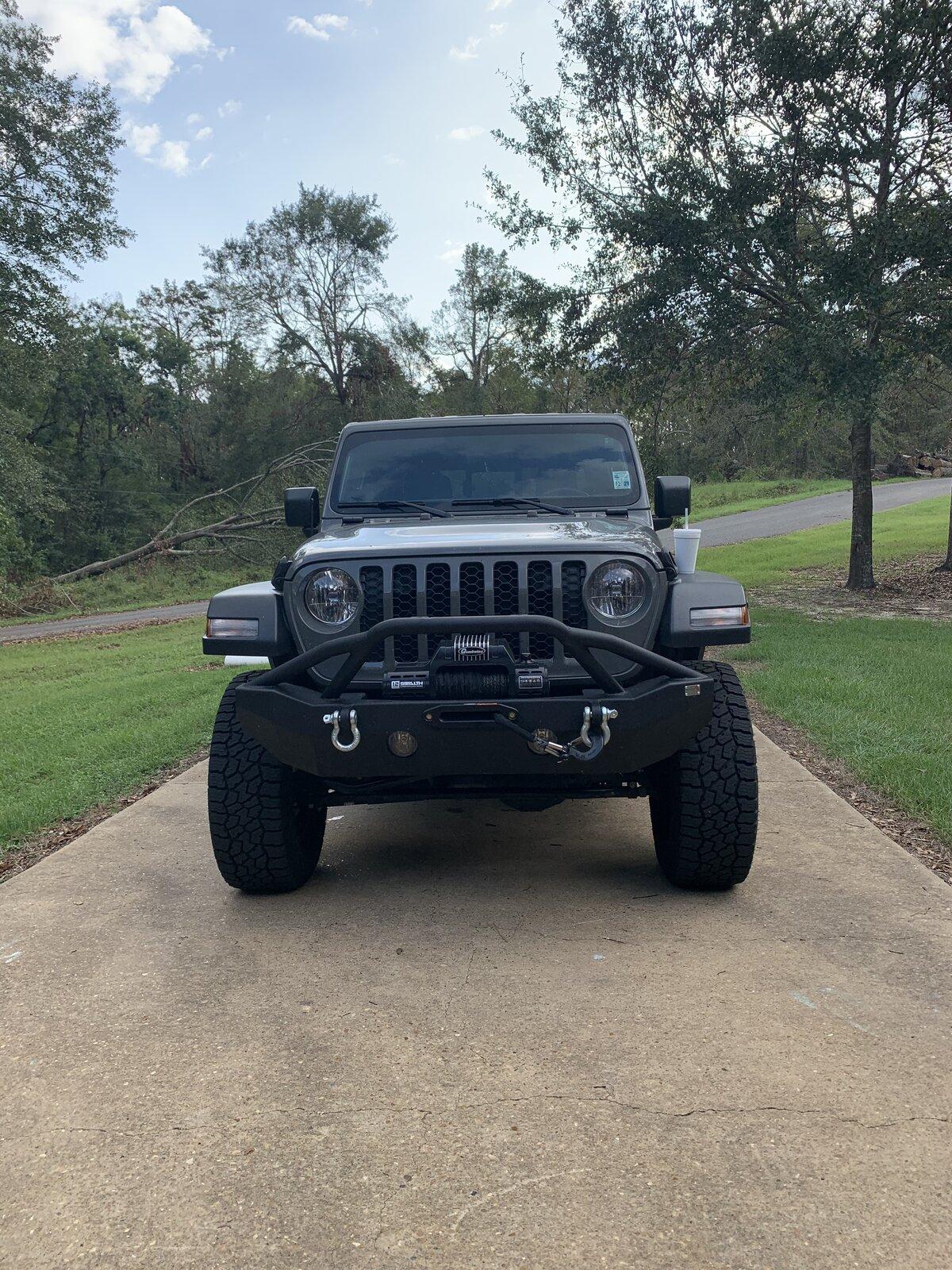 Jeep Gladiator Pictures Wanted - 35’s on 2” lift 51E12893-028B-4B4C-A199-2A7B0C9A36AA
