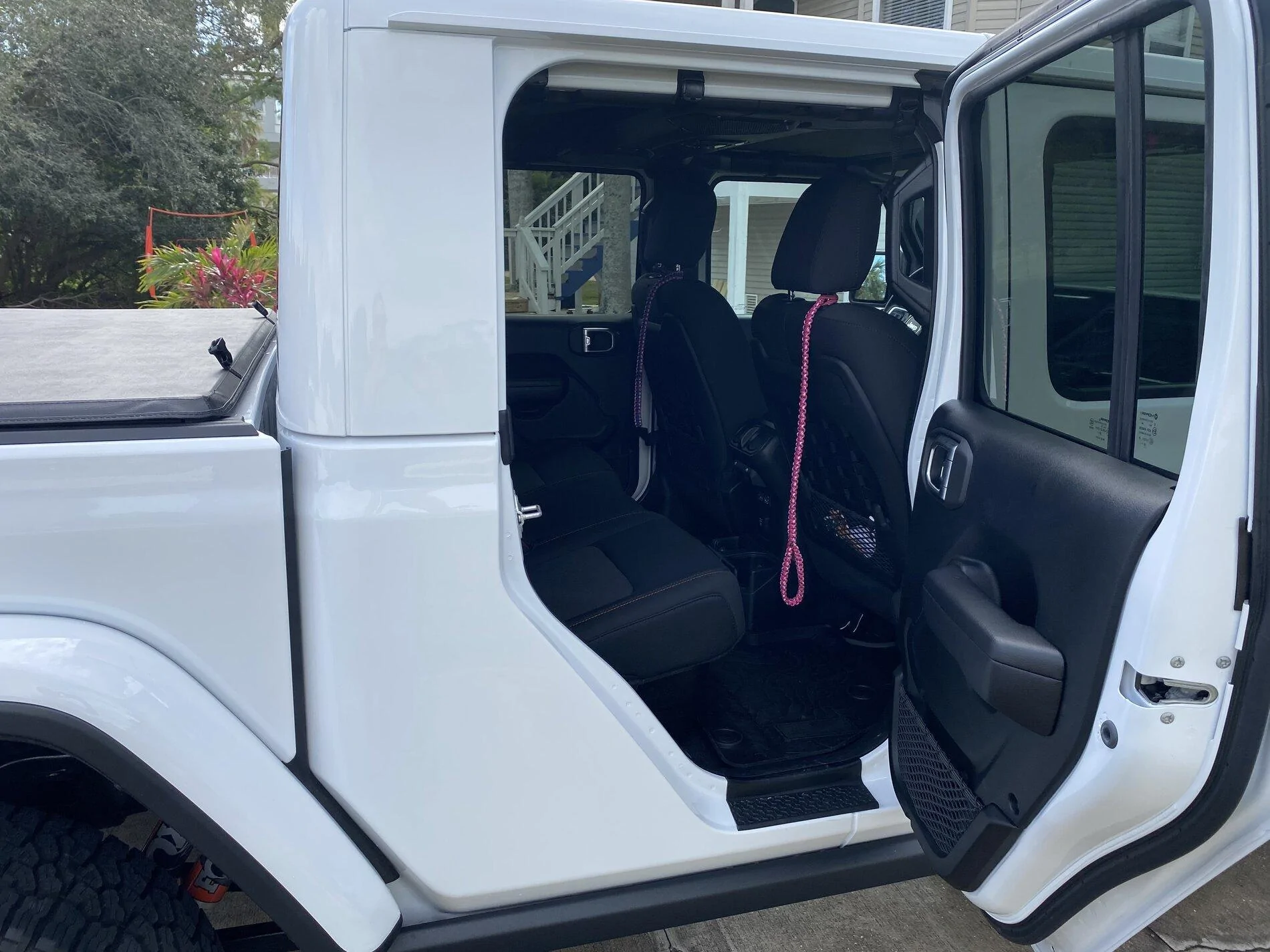 Jeep Gladiator Chesapeake Paracord - Purchase experience and giveaway.... IMG_2908