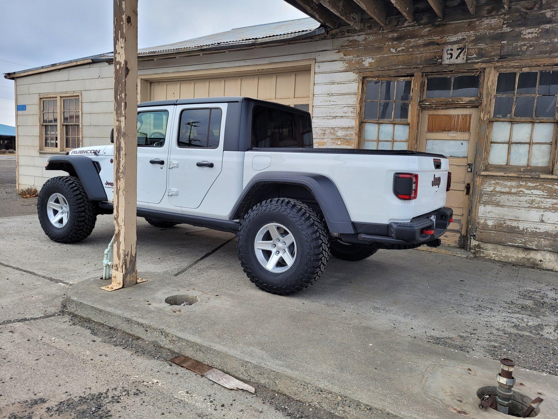 Jeep Gladiator Gladiator Glamour Shots 20210116_105307