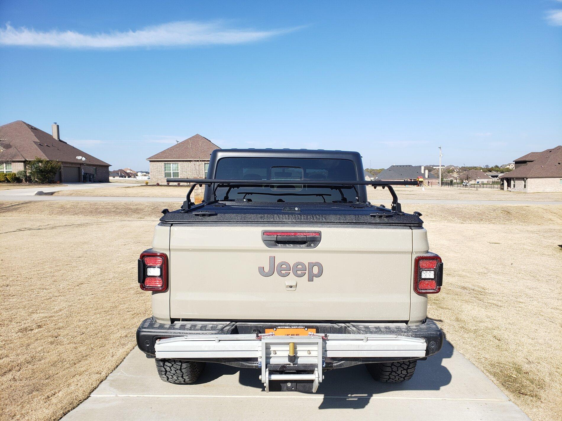 Jeep Gladiator Mountain Bikes - How are you guys carrying them?? 20210112_140915