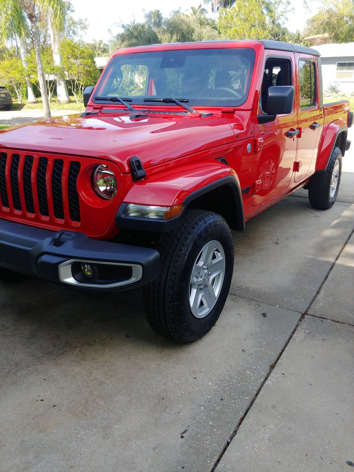 Jeep Gladiator Introduction 1129201307_HDR