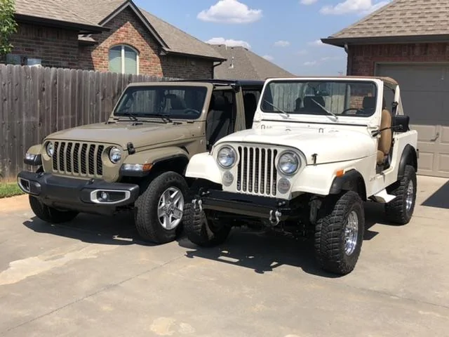 Jeep Gladiator Introduction 0A76F716-B78C-481E-B670-DC679CD7035E