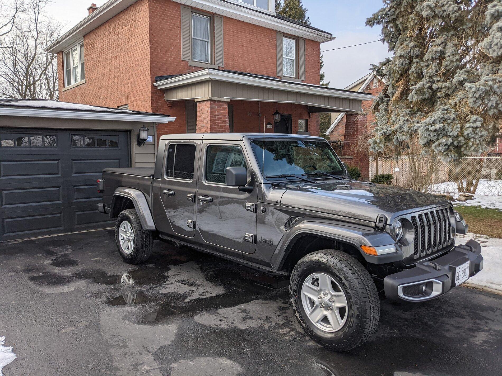 Jeep Gladiator Took Delivery of Your JT? Sign in Here! jpconnock-gladiator