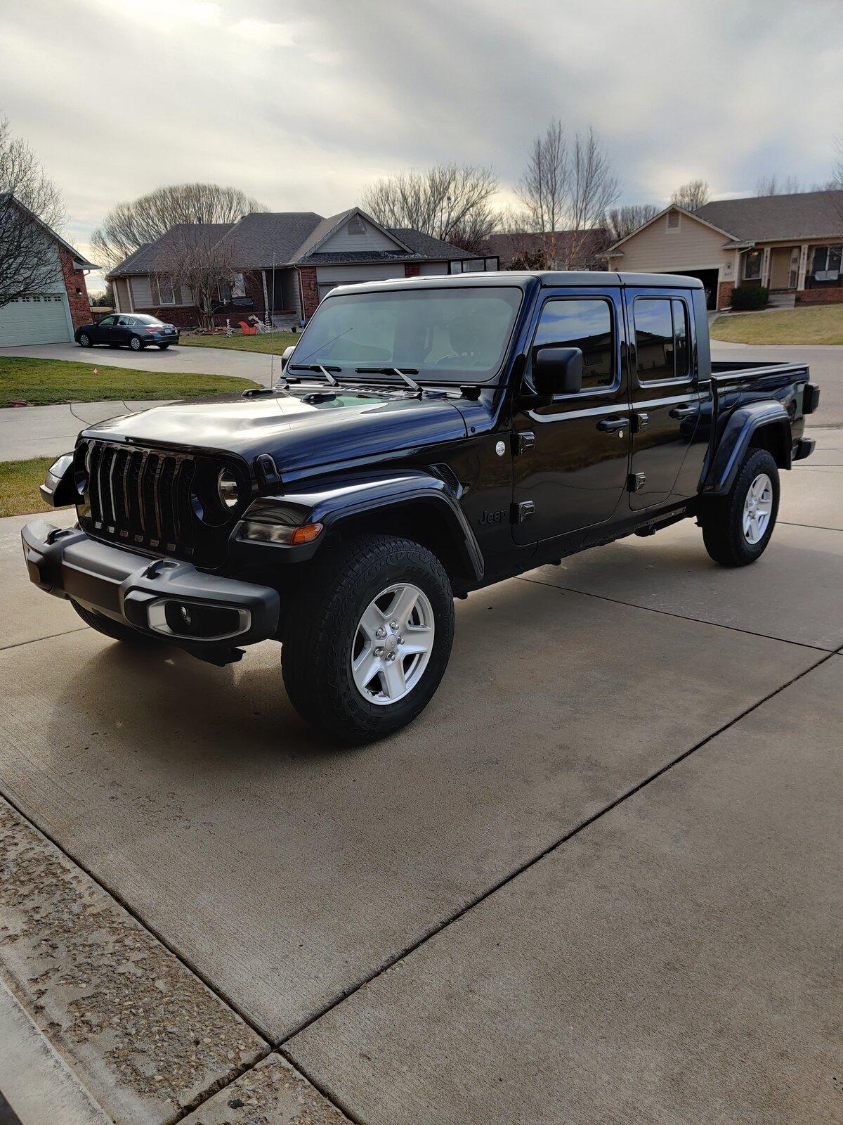 Jeep Gladiator Took Delivery of Your JT? Sign in Here! D3F1BBCE-7474-43C3-8E16-2733DF26AAA9