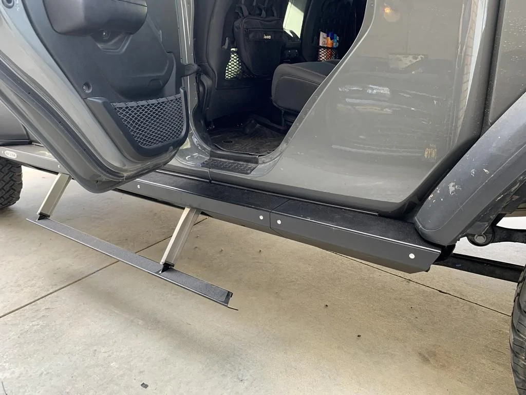 Jeep Gladiator What are we doing with our aux switches? iOk4a