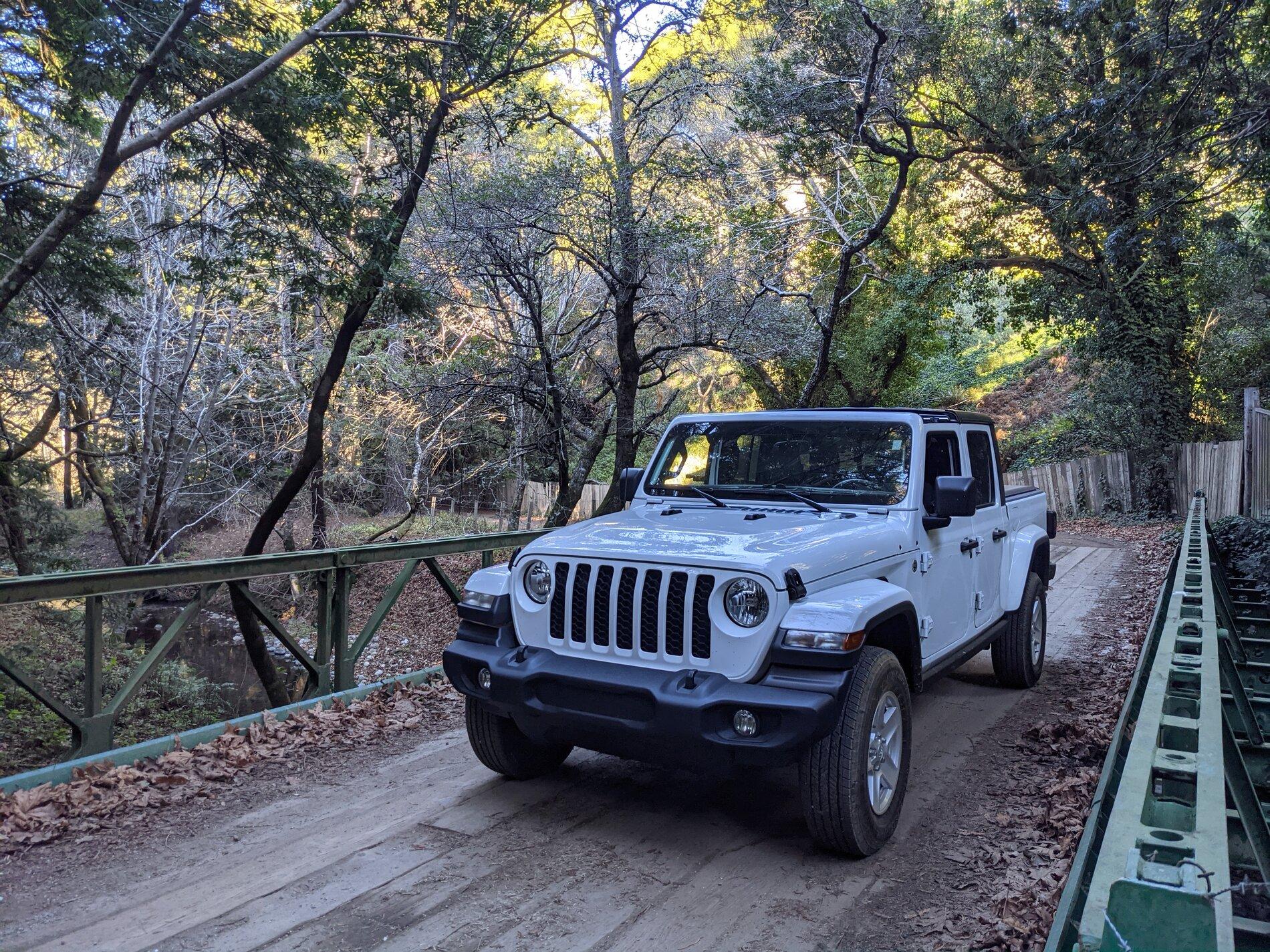 Jeep Gladiator Big Sur - 18 Jan 2021 PXL_20210118_215047584