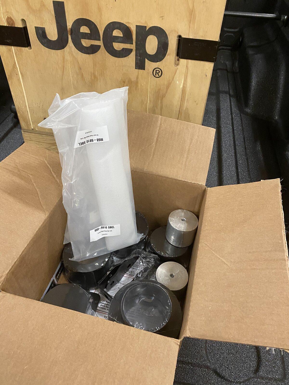 Jeep Gladiator Readylift 2.5” stainless steel lift kit 1611023063949