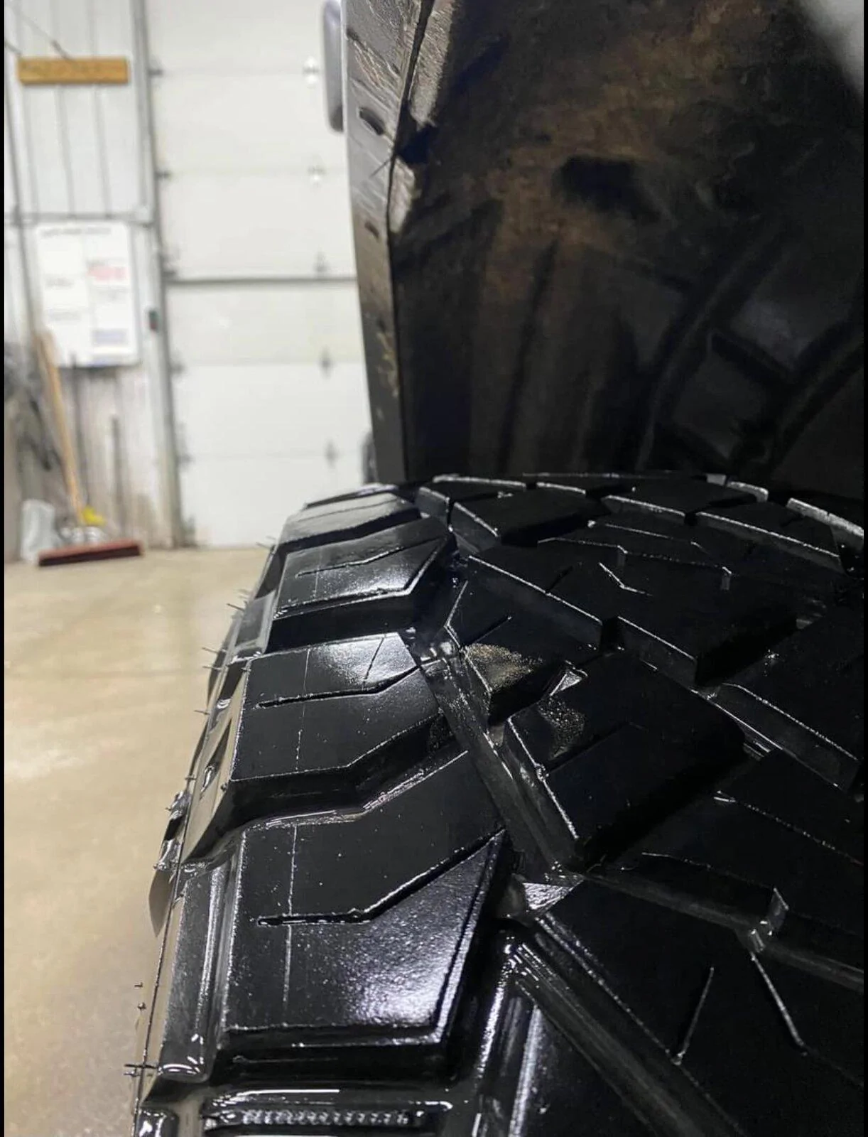 Jeep Gladiator (4) Black Rhino Arsenals w/ Ridge Grapplers A7342686-FB01-40BD-933B-5CE531BC48BF