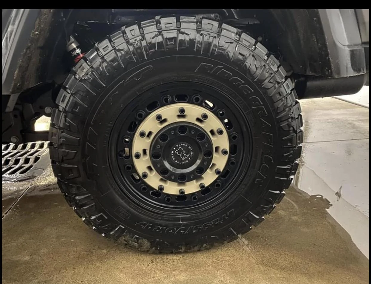 Jeep Gladiator (4) Black Rhino Arsenals w/ Ridge Grapplers F954376C-5717-4F1F-B9FC-097E09328E9E