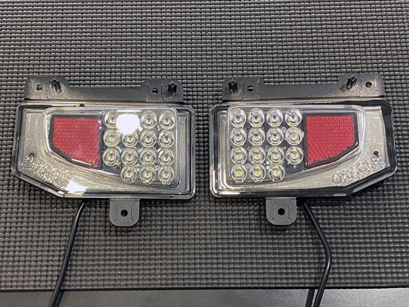 Jeep Gladiator Auxiliary LED Reverse Lights (Integrated Rear Bumper) jt_rev3