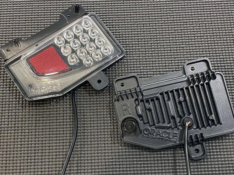 Jeep Gladiator Auxiliary LED Reverse Lights (Integrated Rear Bumper) jt_rev2