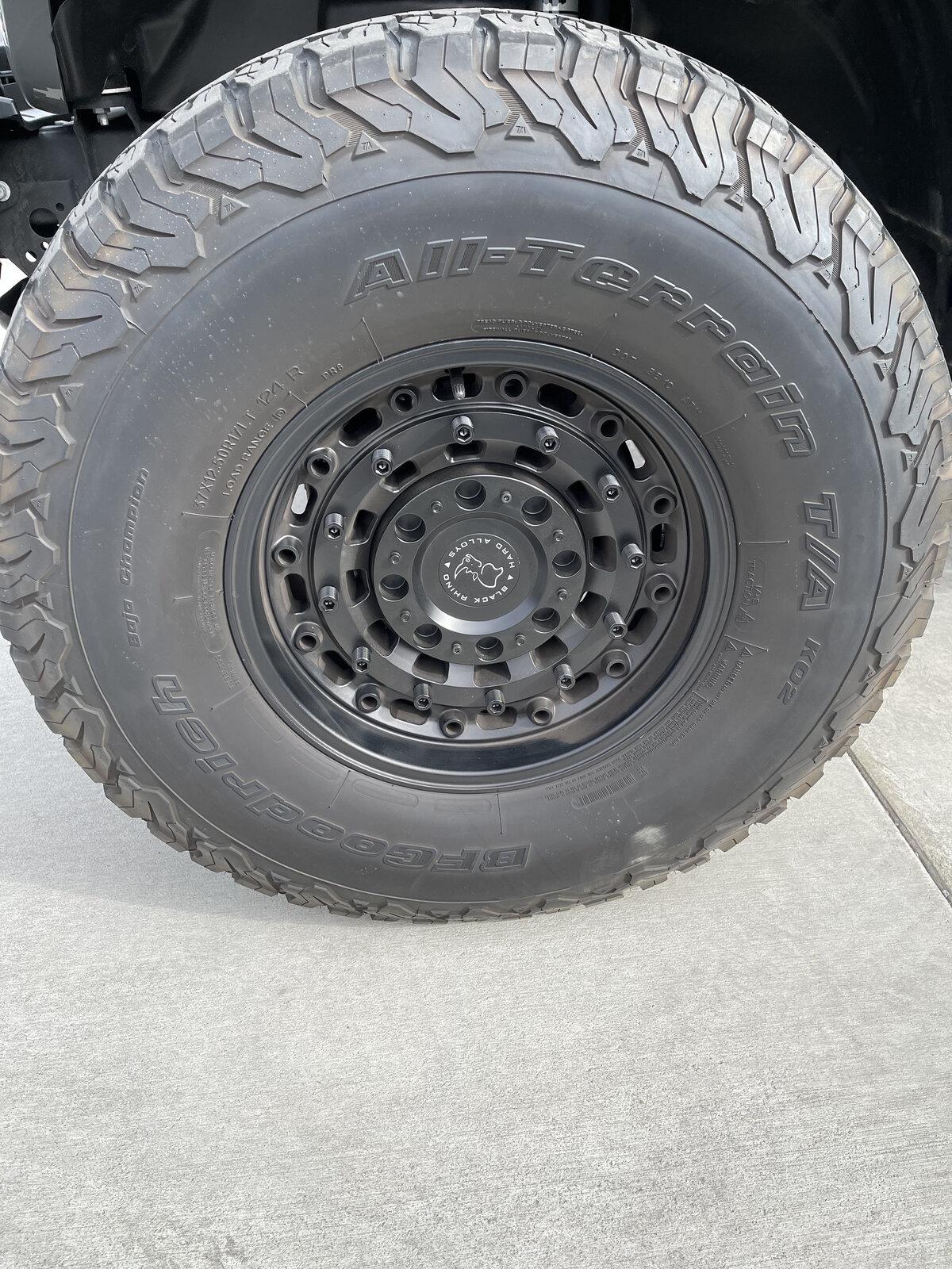 Jeep Gladiator 17" Black Rhino Arsenal Plus 37" BF GoodRich Tires IMG_0292