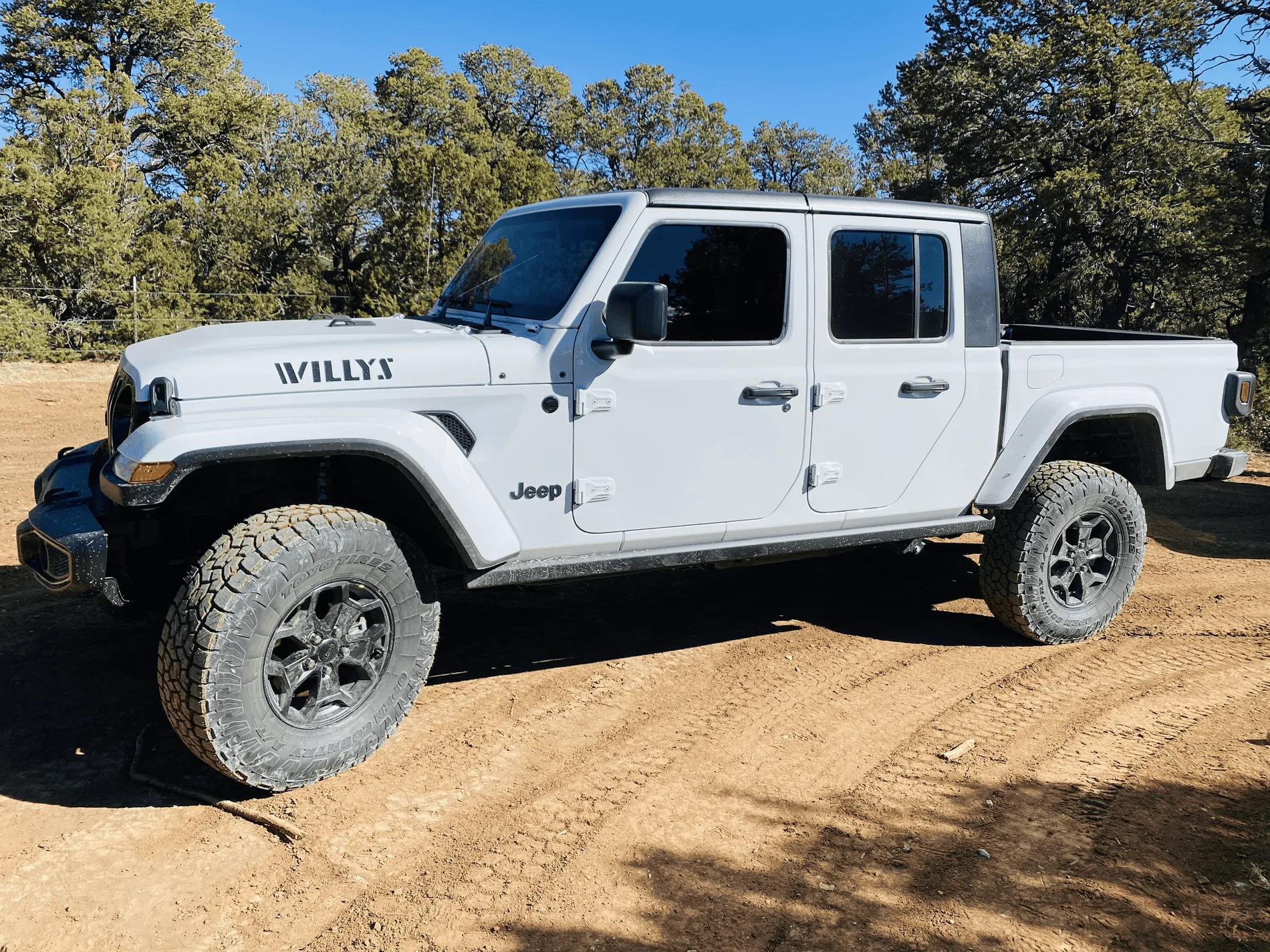 Jeep Gladiator Lets see all those Gladiators with lifts and bigger tires! tempImageciwr4
