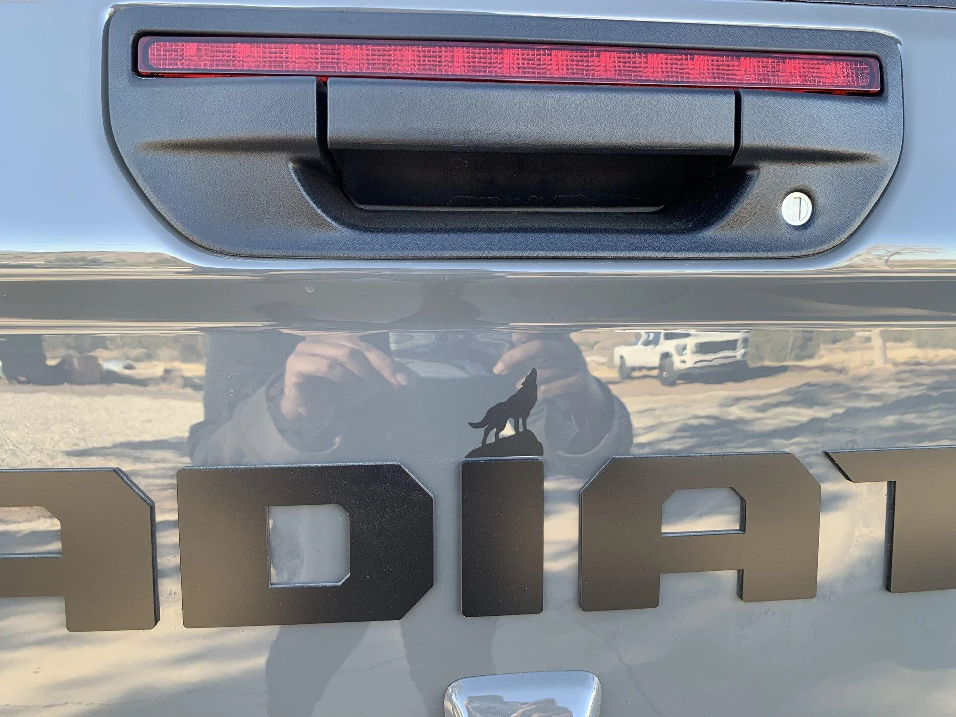 Jeep Gladiator Stickers and decal pics! 27DE7DF2-FA9B-47C2-B92D-3AEF08F425D8
