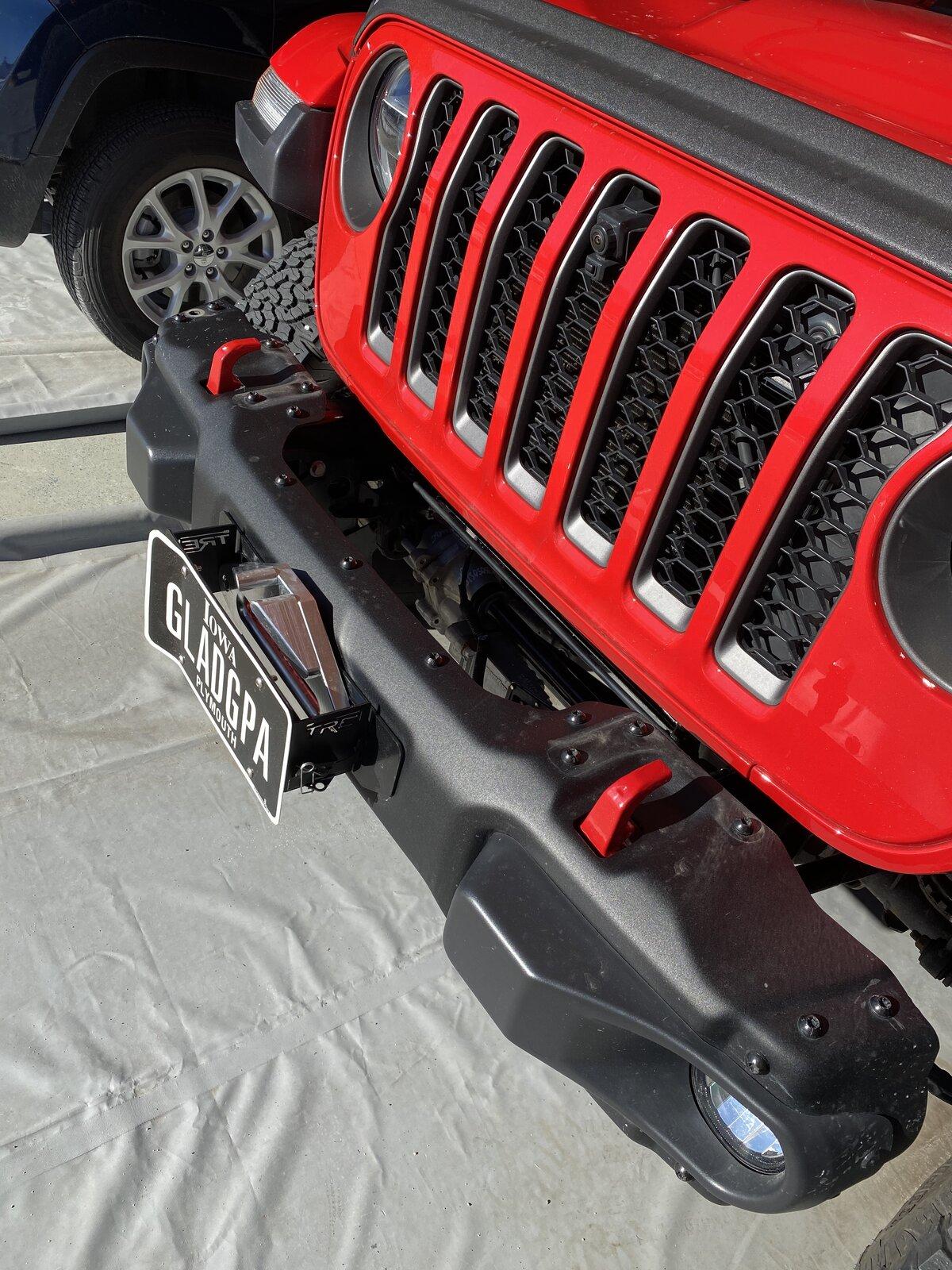 Jeep Gladiator Glad Grandpa Firecracker Red LE Build 6168D034-2137-42F2-BA7A-57AEB533FA78
