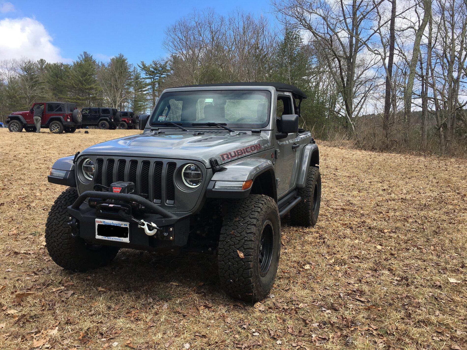 Jeep Gladiator Iron Cross Stubby Bumper $250 IMG_7901.JPG