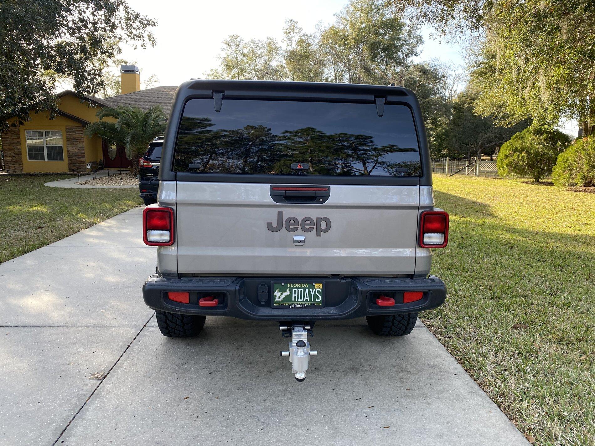 Jeep Gladiator Leer Topper For The Gladiator 0FD8C799-9252-457B-A1AB-0FF651AF4E0A