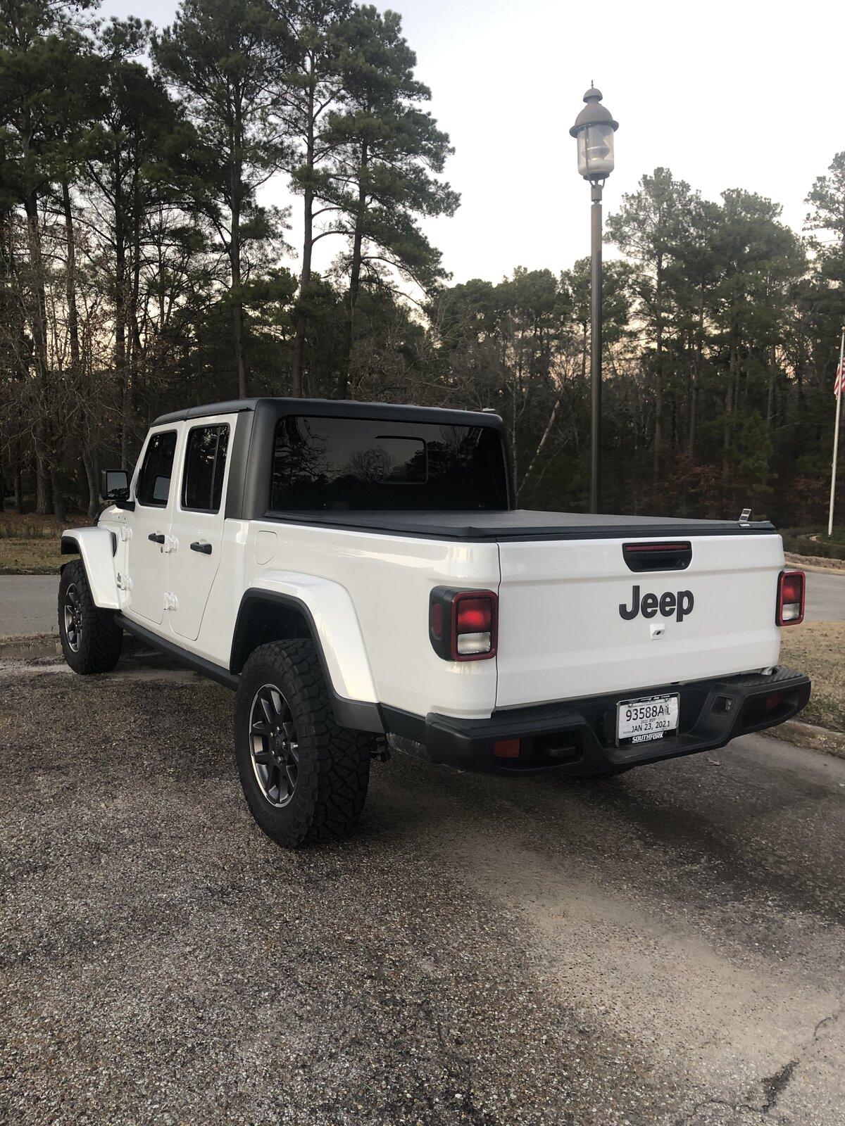 Jeep Gladiator 80TH ANNIVERSARY Edition Gladiator JT Club E12E0D4C-050B-4ACC-B71E-325A7945F51F