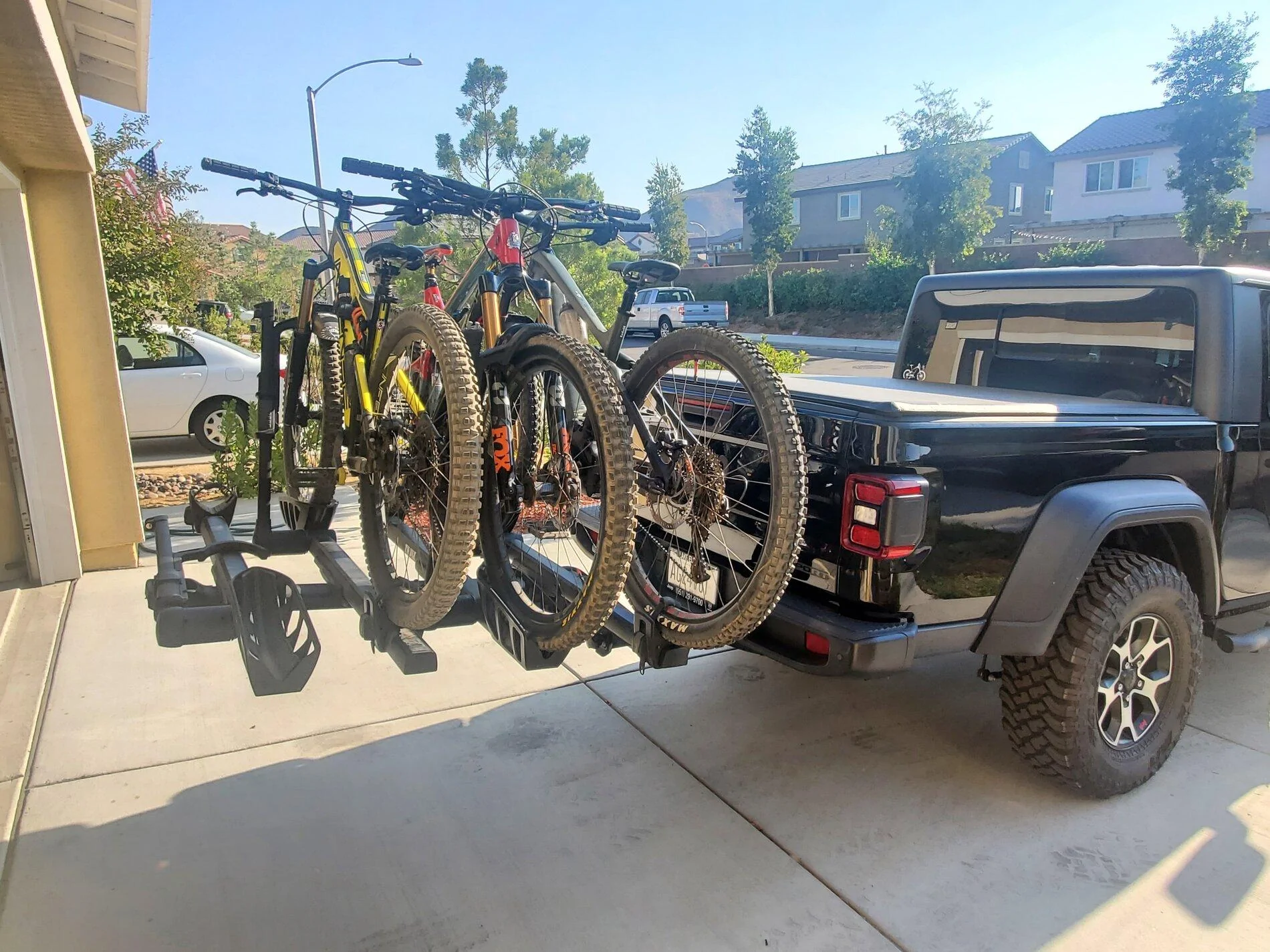 Jeep Gladiator Mountain Bikes - How are you guys carrying them?? 20201017_085024