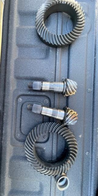 Jeep Gladiator 4.10 Gears gears
