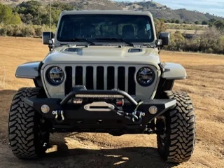 Jeep Gladiator EAG front bumper feedback? IMG_5640