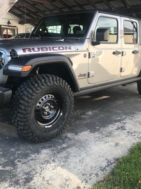 Jeep Gladiator OEM Gladiator Steel Wheels IMG_6868