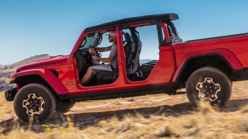 Jeep Gladiator Who Has Just The Soft Top???? 2020-Jeep-Gladiator-06