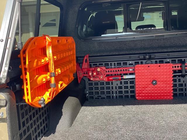 Jeep Gladiator Any max tow owners regret not getting a rubicon? Jeep bed 2