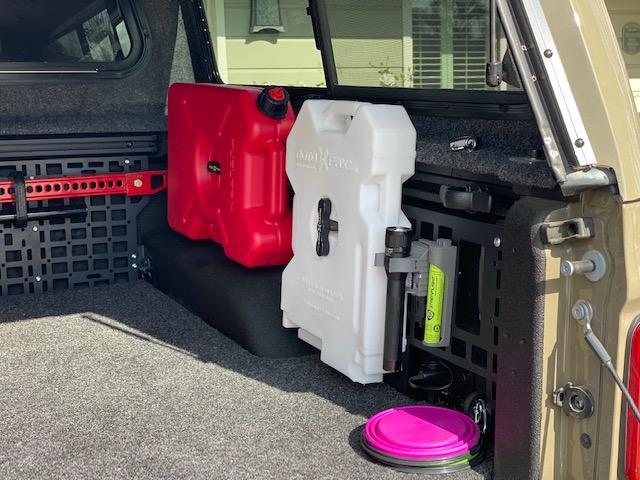 Jeep Gladiator Any max tow owners regret not getting a rubicon? Jeep bed 4