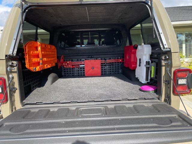Jeep Gladiator Any max tow owners regret not getting a rubicon? Jeep bed 5