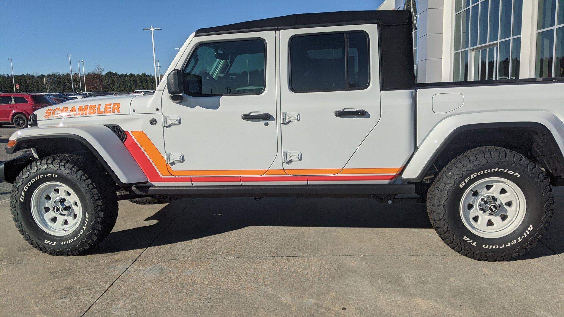 Jeep Gladiator Nacho Rubicon available in NC PXL_20210104_151537005