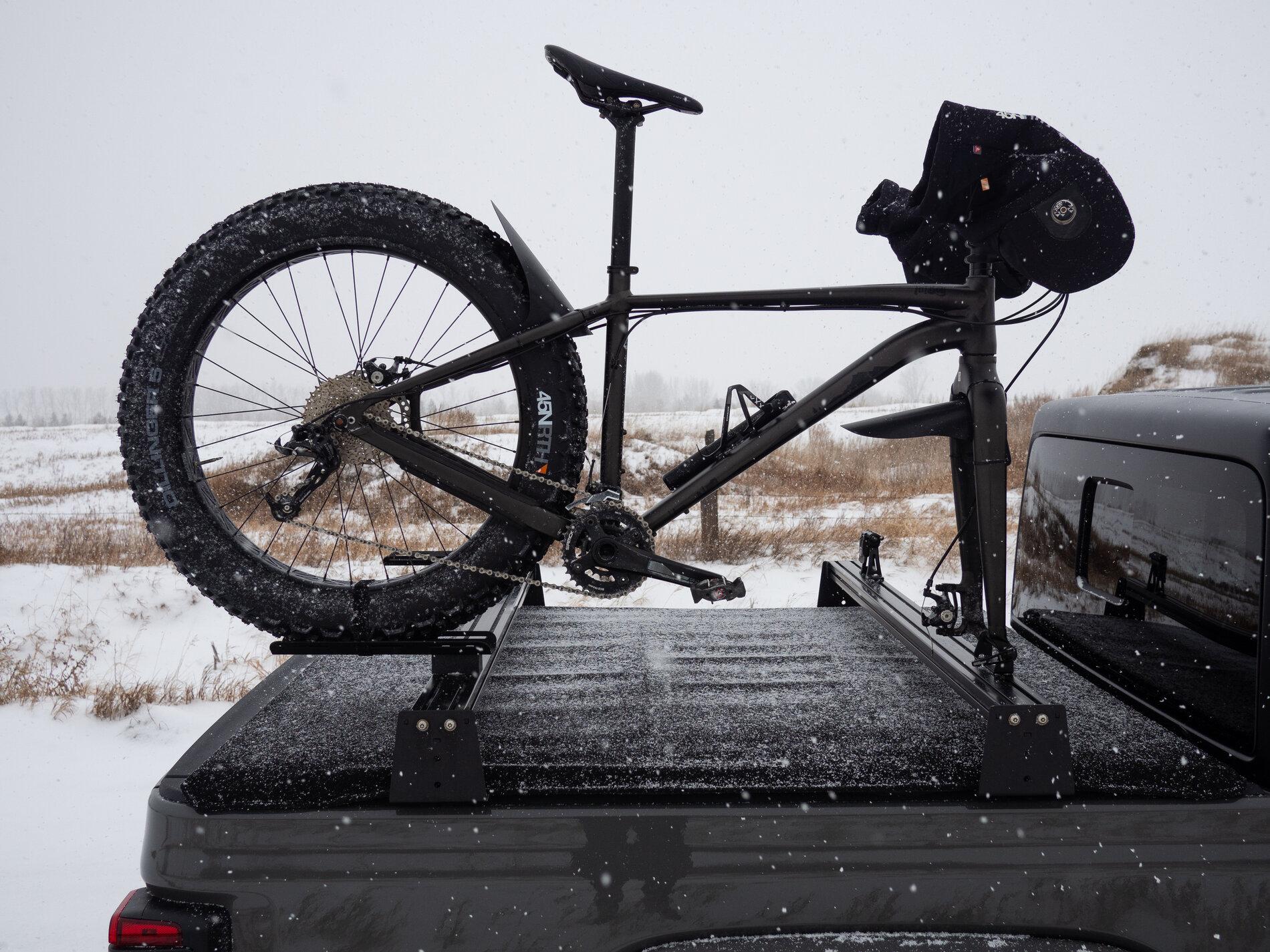Jeep Gladiator Gladiator Glamour Shots Snow_Fat-4