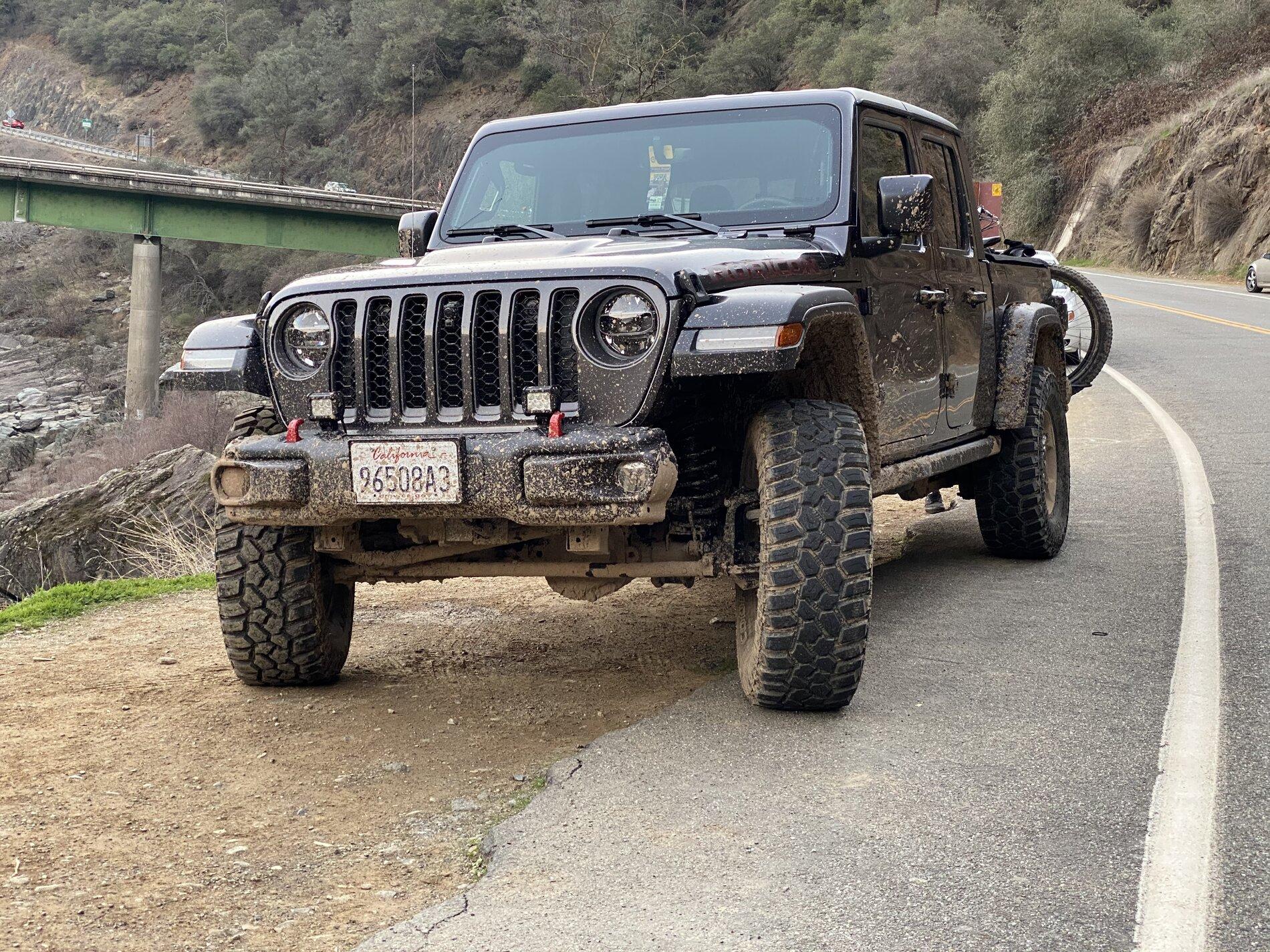 Jeep Gladiator Any max tow owners regret not getting a rubicon? 3D029A11-E985-422F-A72D-94DCEC74F099