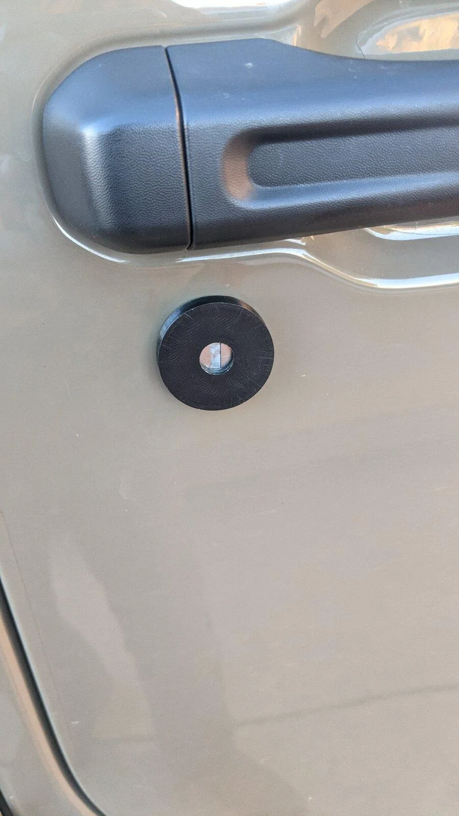 Jeep Gladiator Snap Caps keyhole cover PXL_20210123_221735517