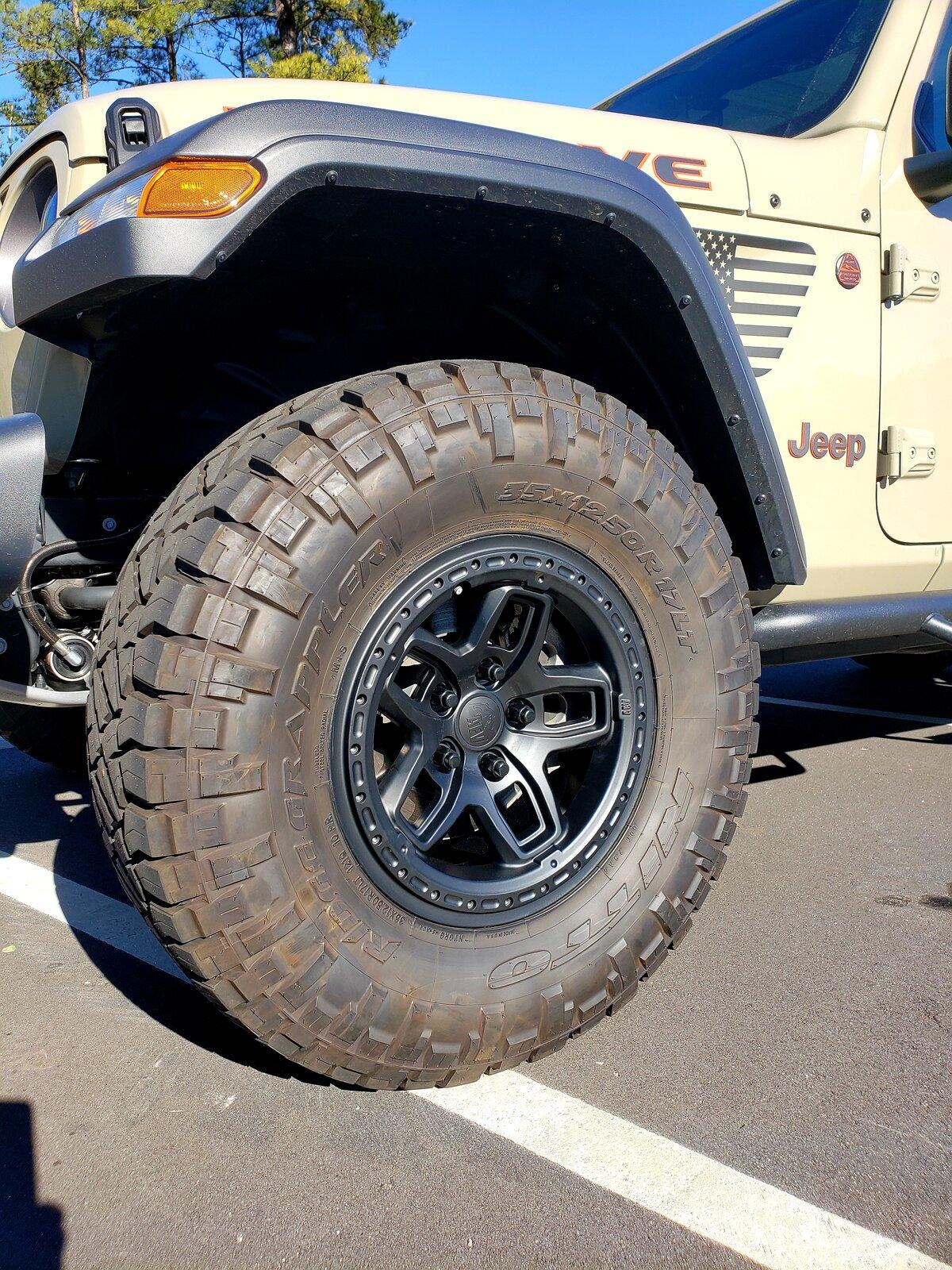 Jeep Gladiator Mojave backspace and offset help. 20210123_144111