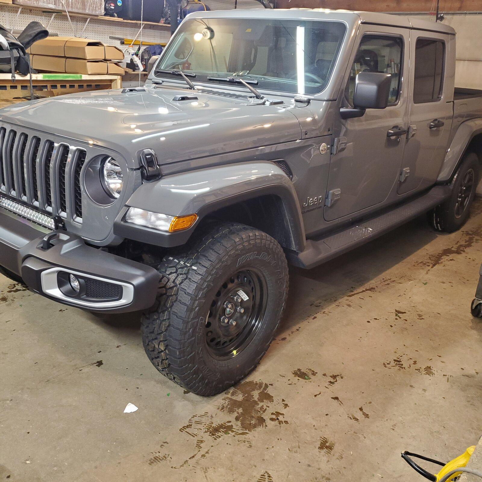 Jeep Gladiator OEM Gladiator Steel Wheels 20210122_192045
