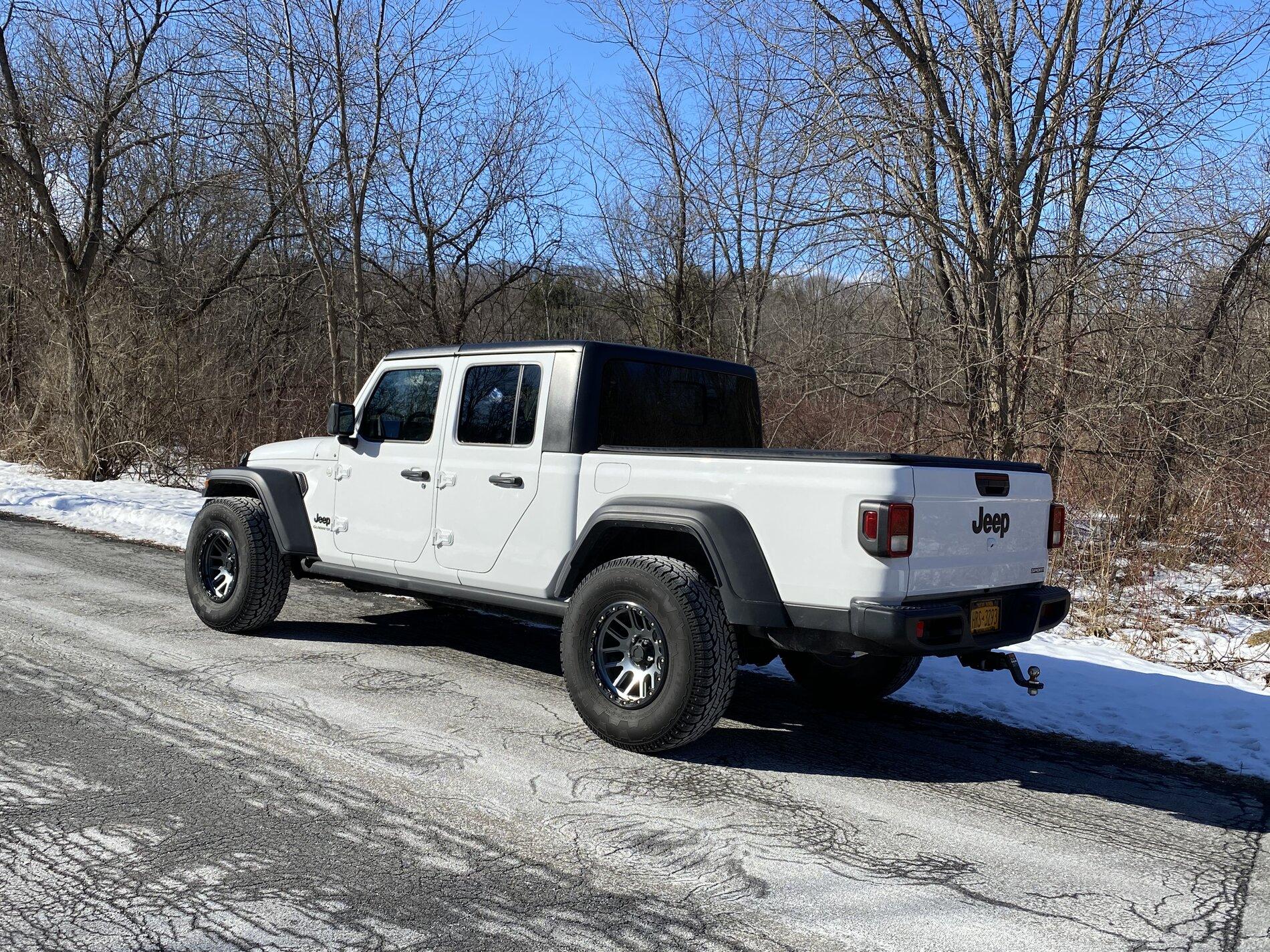 Jeep Gladiator Any max tow owners regret not getting a rubicon? 977487B0-92F0-43DA-944D-E967F4A0D8E5