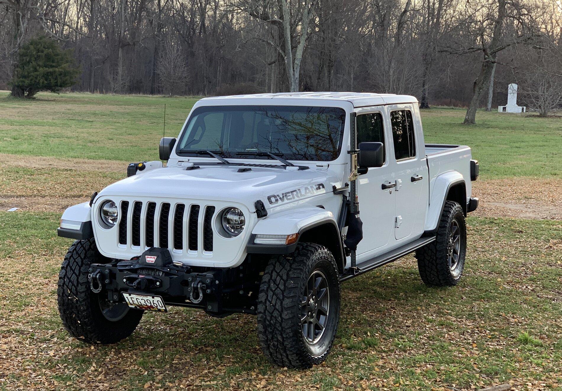Jeep Gladiator Overland Owners:  anyone running aftermarket tires on stock wheels? 14999440-E358-46B8-A6CF-CEBC2D610E9C_1_201_a