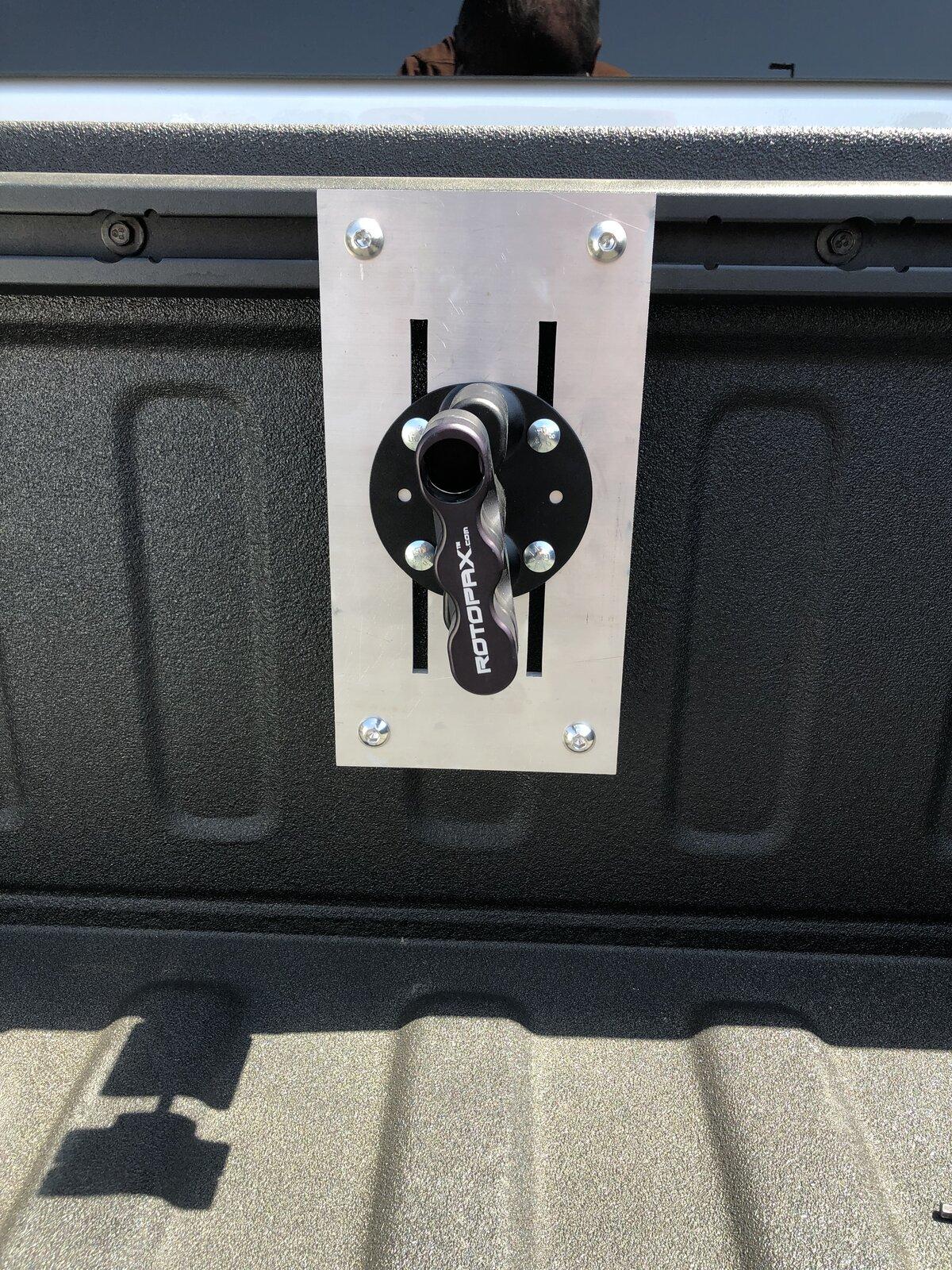 Jeep Gladiator Mounting up a RotoPax IMG_0502