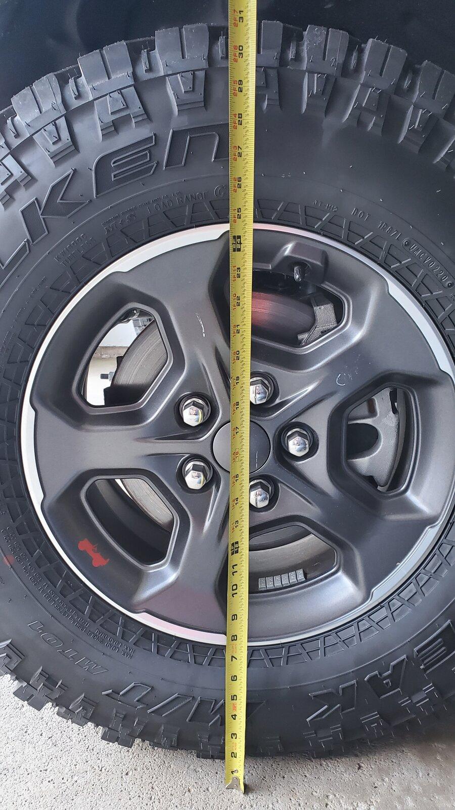 Jeep Gladiator Rubicon stock tires measurements? 20210121_081609