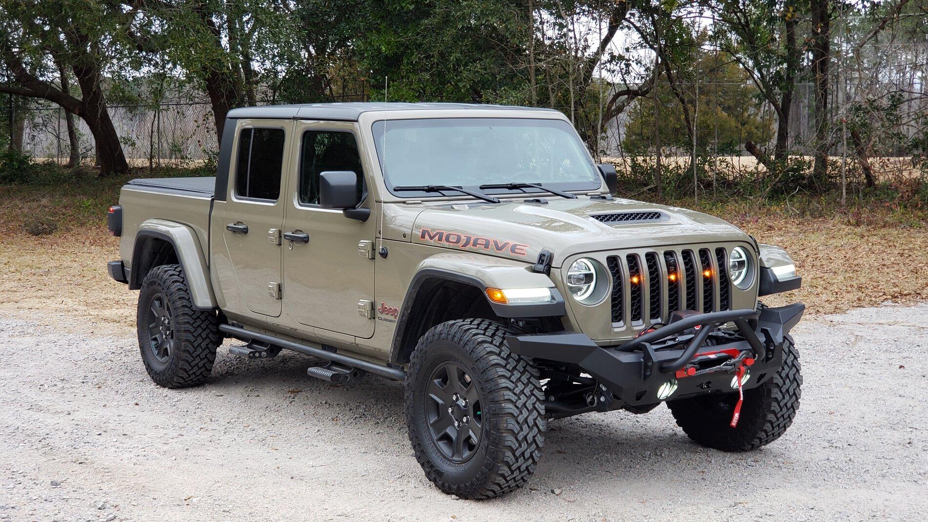 Jeep Gladiator Anyone install Quadratec pre-runner lighting? 20210124_165044