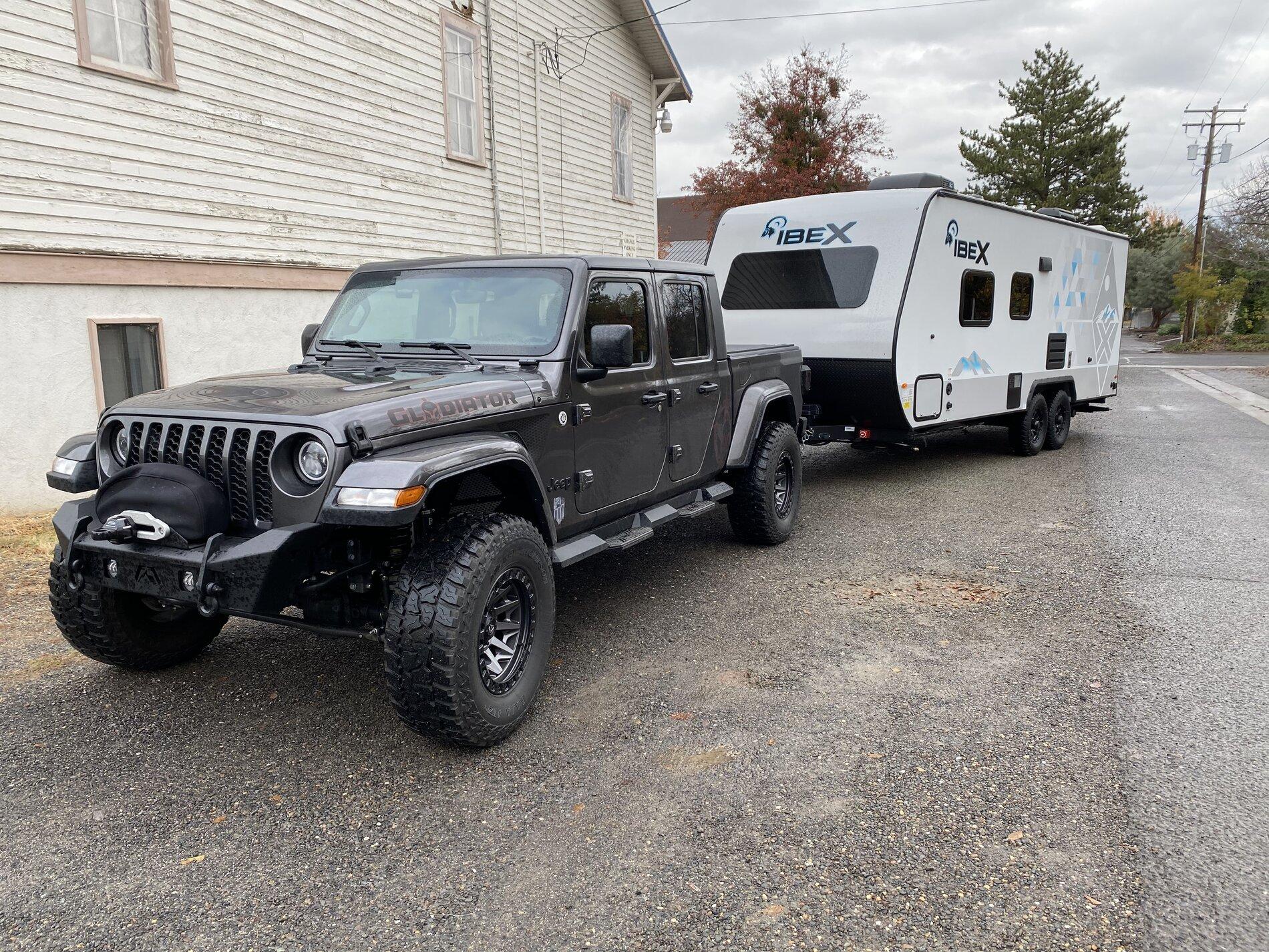 Jeep Gladiator Help! Buying a Travel Trailer and need help with weight/size of trailer to buy B601F589-CB36-4C70-BCAF-24CC4EDF96F9