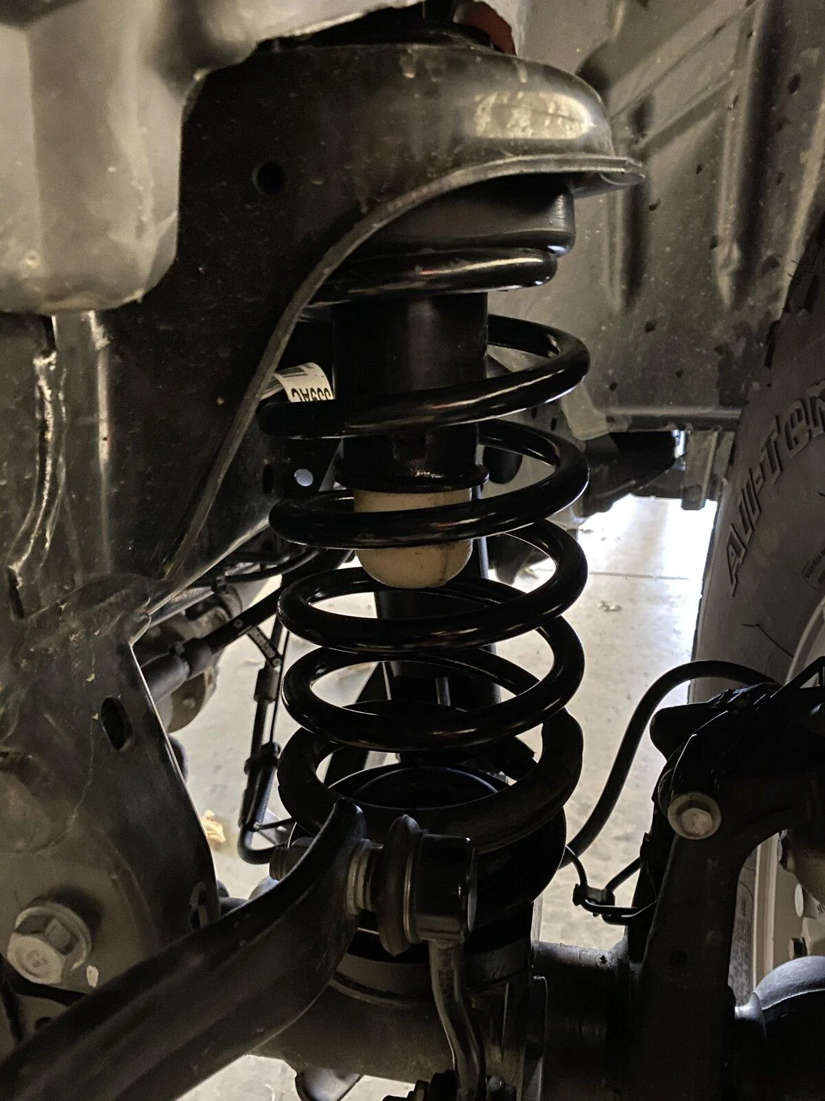 Jeep Gladiator Level kits causing a front spring bow? 2F2638A7-4B50-4C62-A70D-D3E18868AB45