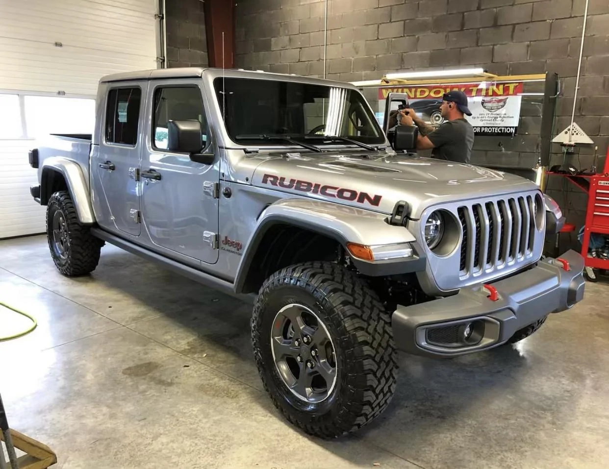 Jeep Gladiator BILLET SILVER Gladiator JT Club F00FFBAB-12CF-4DA3-944A-35C0C9B30BED