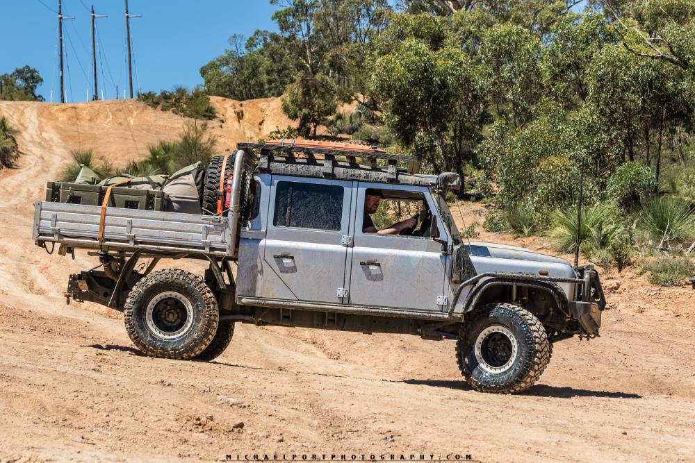 Jeep Gladiator Tray back anyone? landrover-defender130-23