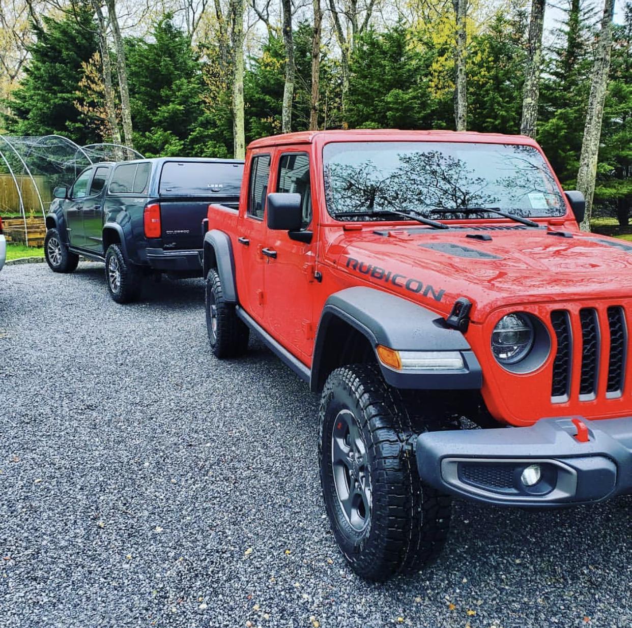 Jeep Gladiator FIRECRACKER RED Gladiator JT Club 51219550-2F6C-415E-9C1A-003D931C0801