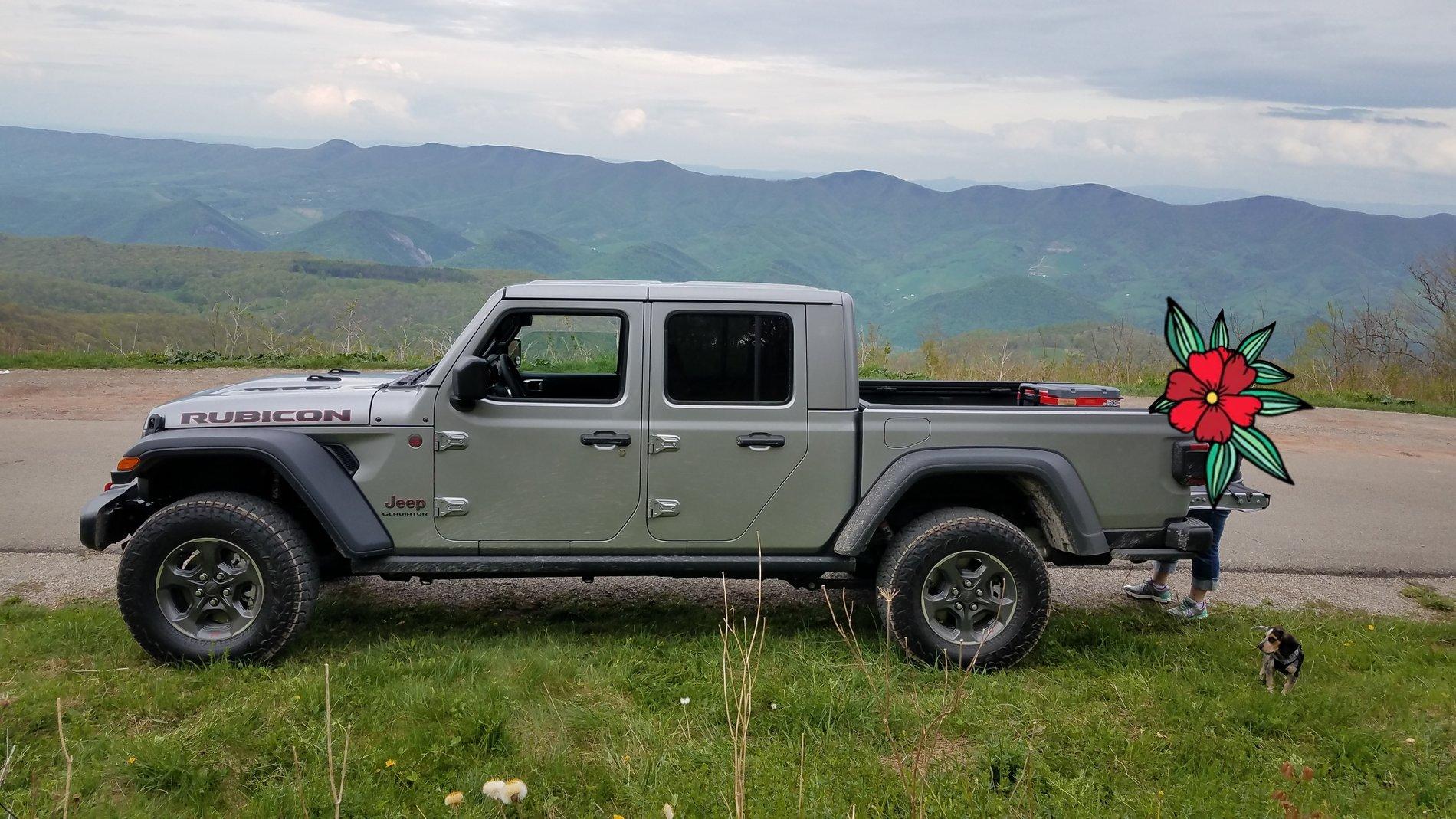 Jeep Gladiator BILLET SILVER Gladiator JT Club 20190505_092927