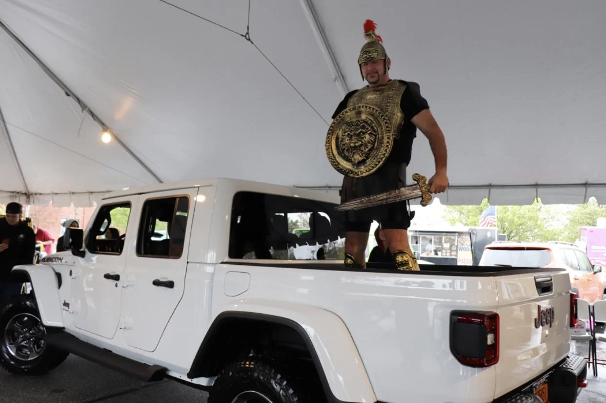 Jeep Gladiator BRIGHT WHITE Gladiator JT Club 0751BB34-939C-4ACA-9929-8239FA4CCE50